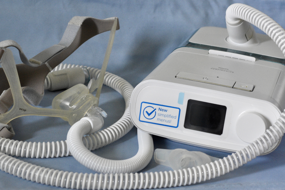 Philips CPAP DreamMachine with hose and mask